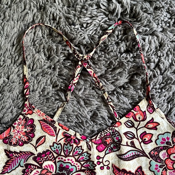 Tank - Picture 2 of 3